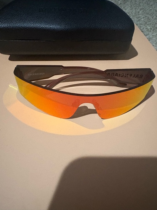 🔥 Balenciaga Wrap Gradient Orange-Yellow Shield Sunglasses  🔥 Summer Hawt🔥 - Picture 10 of 13